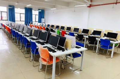 湖南大漢中專學(xué)校信息技術(shù)咨詢 學(xué)費(fèi)標(biāo)準(zhǔn)及聯(lián)系方式更新